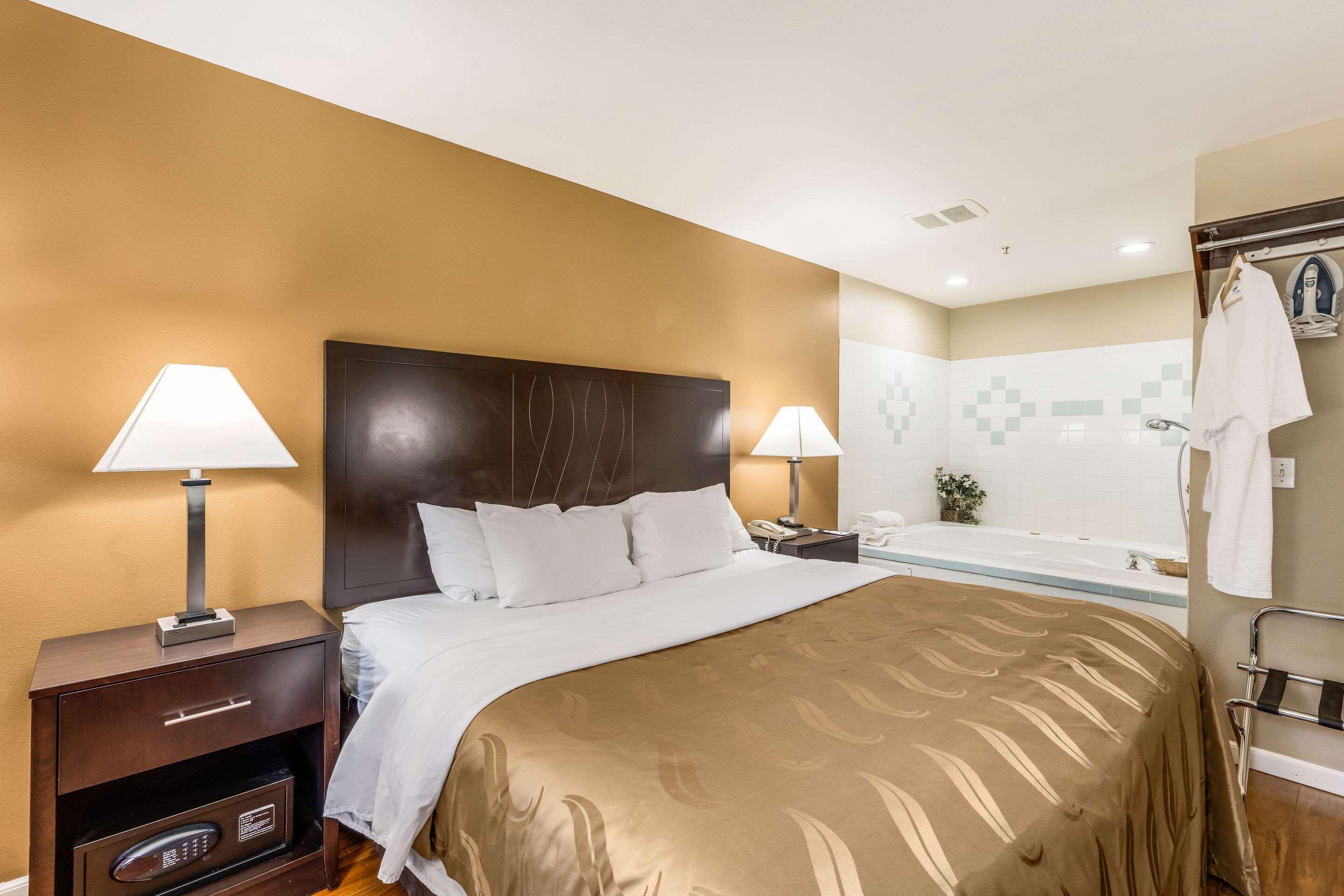 Quality Inn Cle Elum-Ellensburg Exteriör bild
