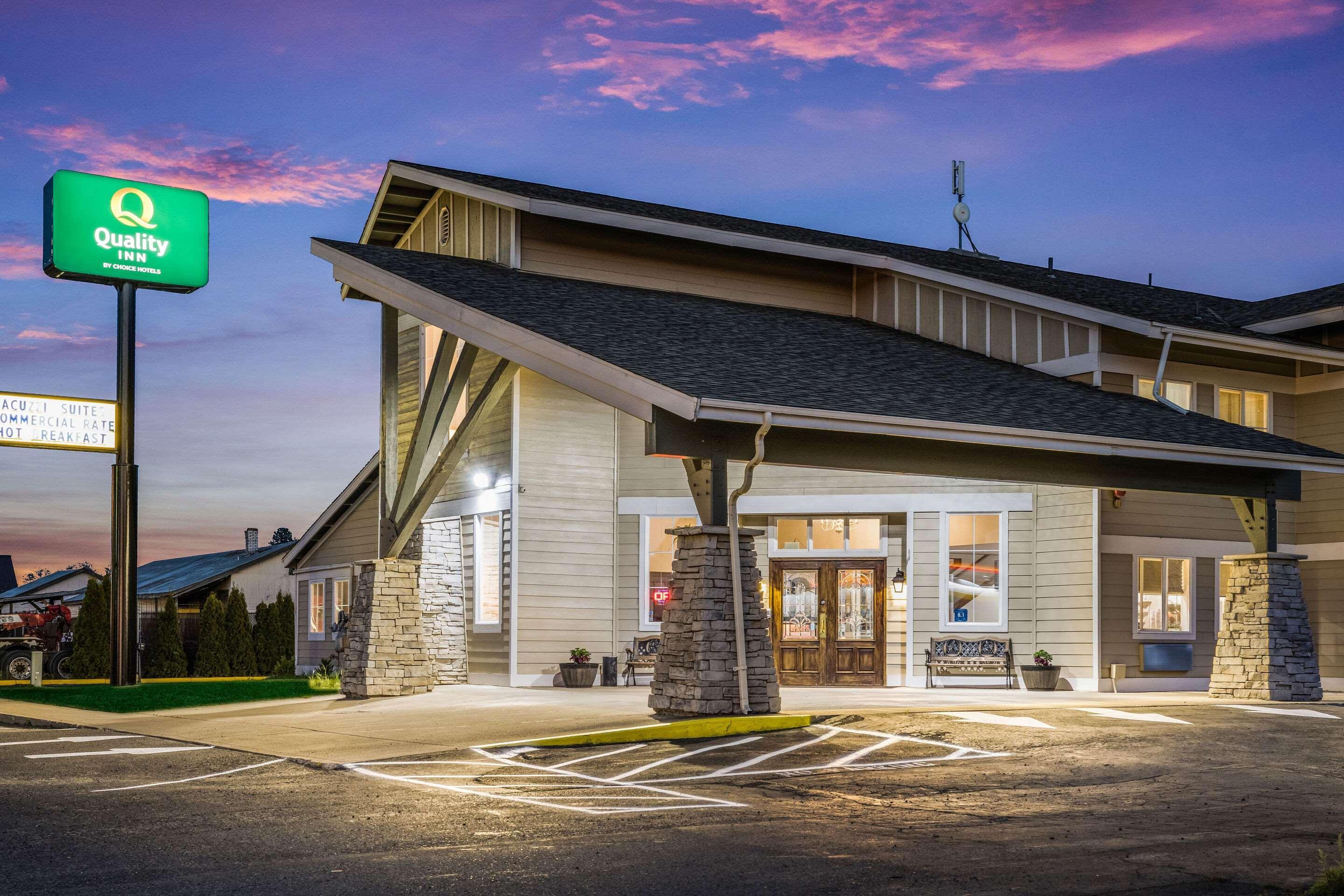 Quality Inn Cle Elum-Ellensburg Exteriör bild